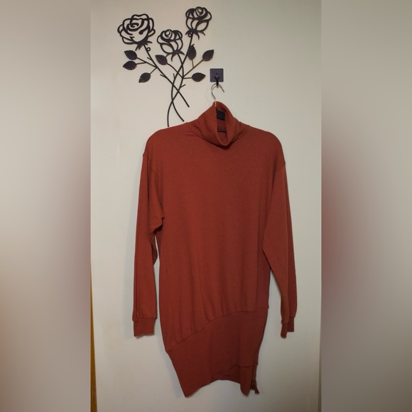 Young Fabulous & Broke Asymmetric Orange Turtleneck Sweater Dress Extra Small - Picture 2 of 13